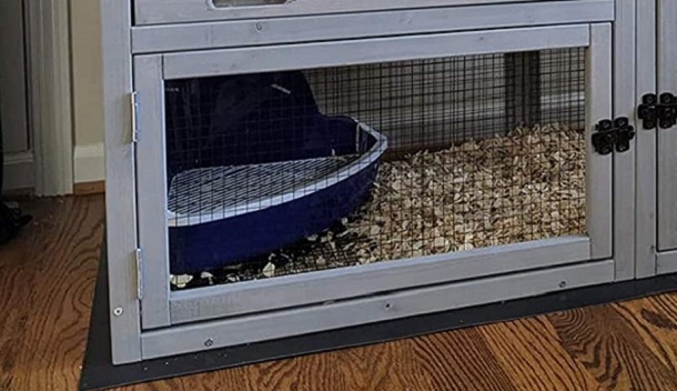 cleaning wooden cage