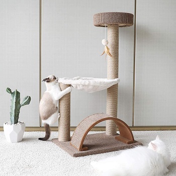 Fukumaru Cat Tree Of Medium Size