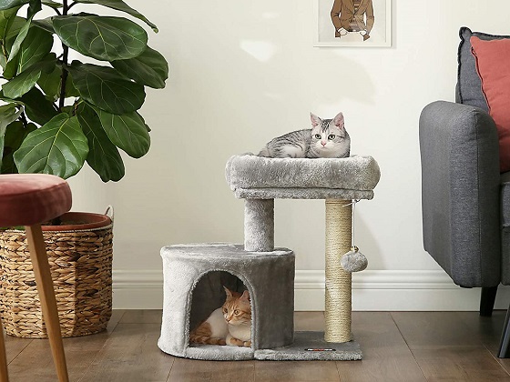 cat tower scratching post